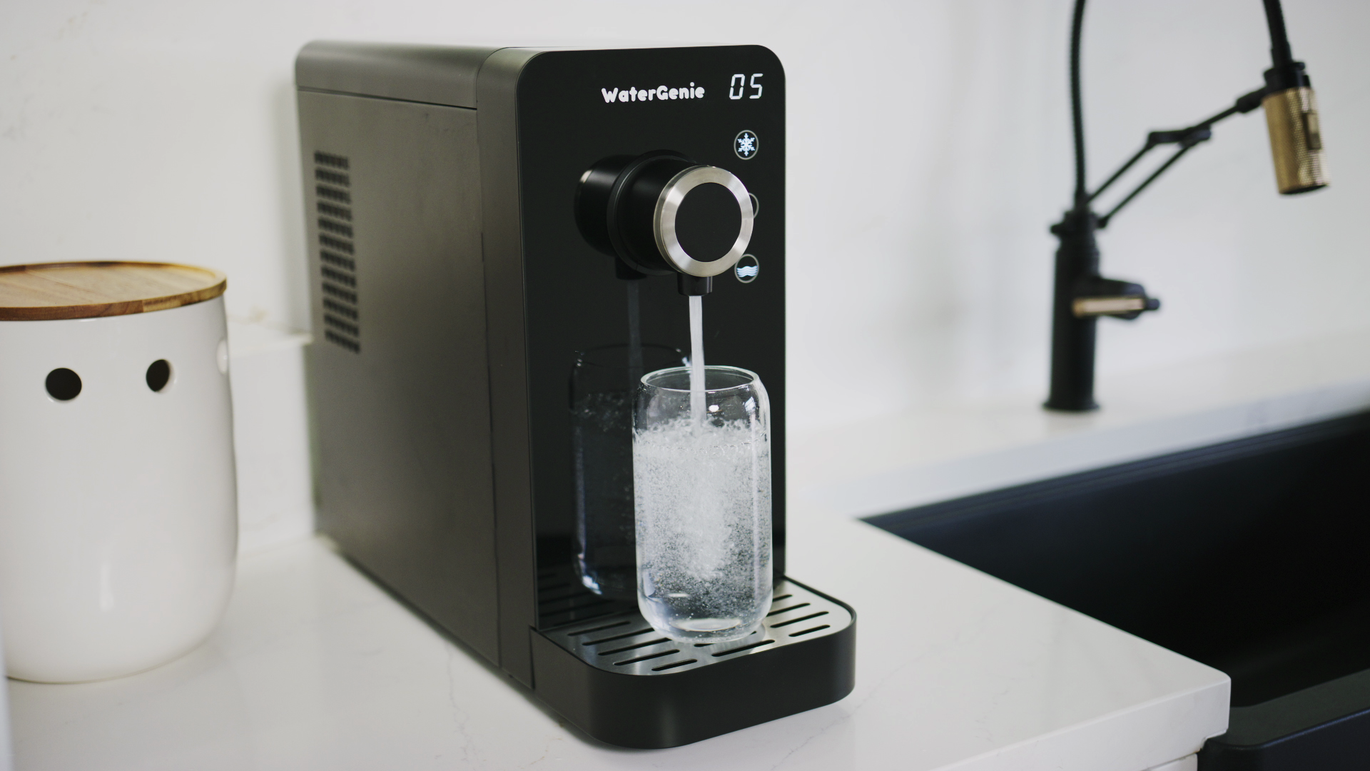 WaterGenie™ Countertop Sparkling Water System