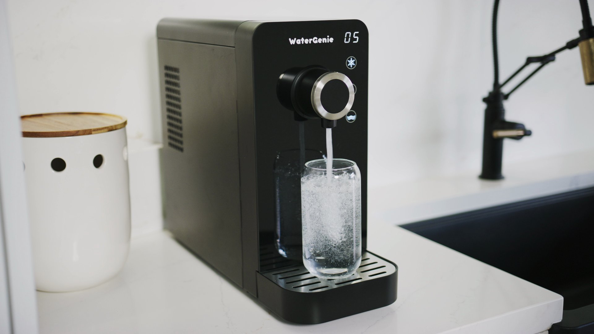 WaterGenie™ Countertop Sparkling Water System